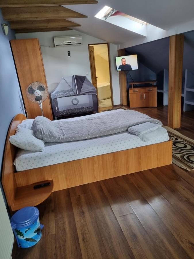 Penthouse Apartament 2 Floors, 2 Bedroom , 2 Bath, 120 Sqm , Inside Yard Parking Cluj-Napoca Exterior foto